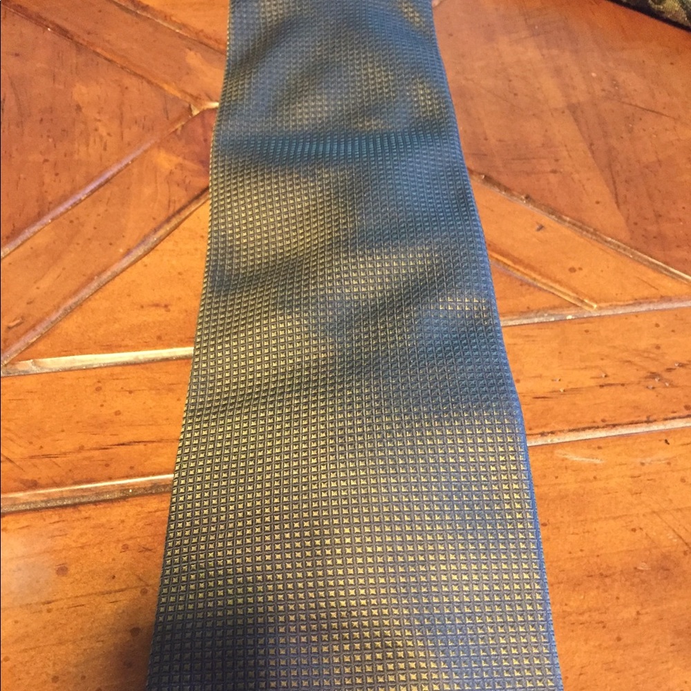 Kenneth Cole Silk Tie